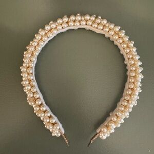 Elegant Pearl Headband